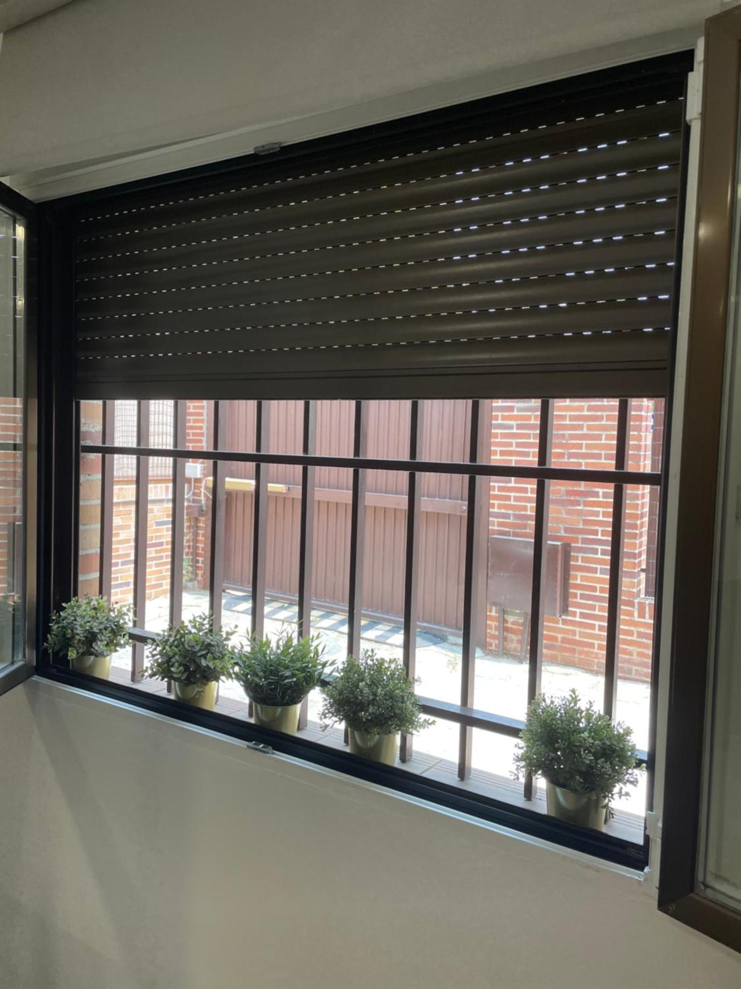 C1 Madrid, Zona Exclusiva Exterior foto